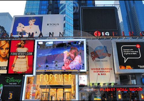 Tận dụng cơ hội của quảng cáo OOH: 8 chiến dịch quảng cáo hiệu quả