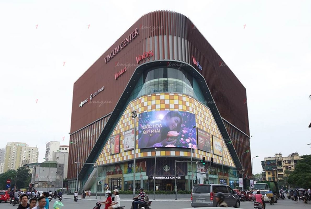 quang-cao-ngoai-troi-ky-thuat-so-8-1189x800