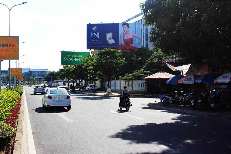 quang-cao-ooh-nganh-trang-suc-DigiWonder